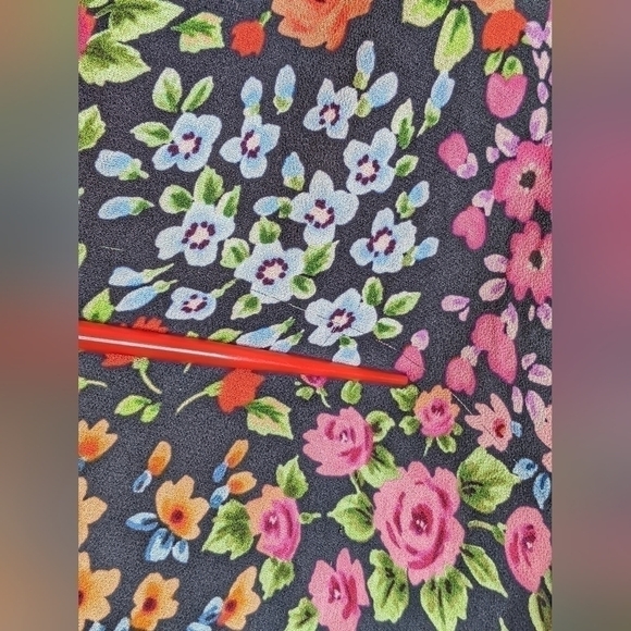 Yumi Kim Romper Floral - Picture 16 of 16